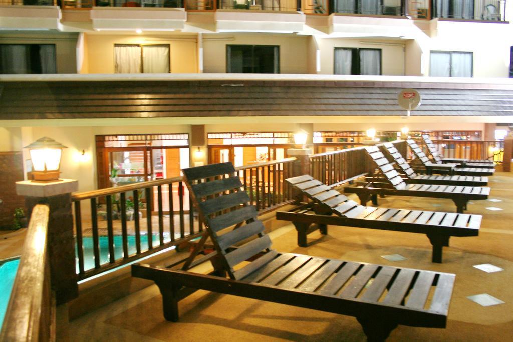 Sunview Place Pattaya Exteriör bild